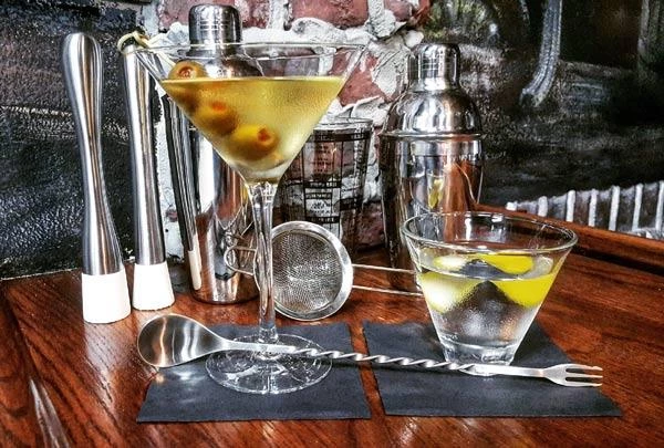 New 🥰 Bars BarConic® “Bar In A Box” – 15 Piece MARTINI Home Bar Set 🎁 6 New 🥰 Bars BarConic® “Bar In A Box” – 15 Piece MARTINI Home Bar Set 🎁 - Image 4