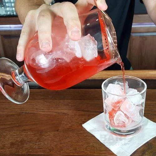 Brand new 🔔 Bars BarConic® Feather Etched Bar Kit W/30oz Stemmed Mixing Glass 😍 4 Brand new 🔔 Bars BarConic® Feather Etched Bar Kit W/30oz Stemmed Mixing Glass 😍 - Image 2