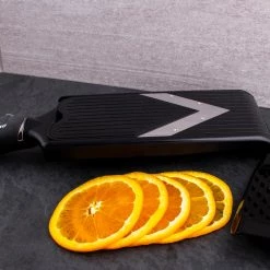 Promo 🥰 Bars Microplane Adjustable V-Slicer - Black 🛒 -Bars Shop microplane v slicer scene2 800x
