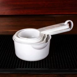 Budget 🔥 Bars BarConic® Measuring Cup Set - Plastic 🔔 -Bars Shop plastic measuring cup scene1 800x