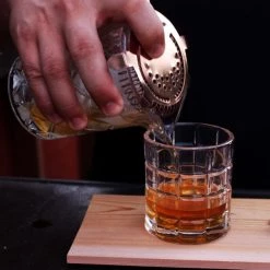 Best Pirce 😉 Bars Smoked Old Fashioned Making Kit ✨ -Bars Shop smoked old fashioned kit craft cocktail pouring 800x